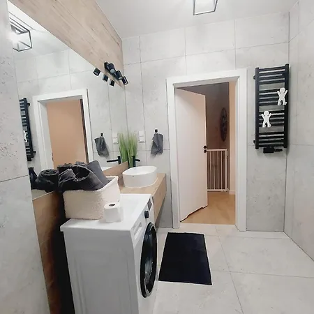 Komfortowe Mieszkanie, Duzy Taras, Bezplatny Parking, Awg Apartments Krakow