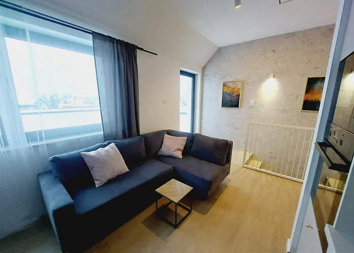 Komfortowe Mieszkanie, Duzy Taras, Bezplatny Parking, Awg