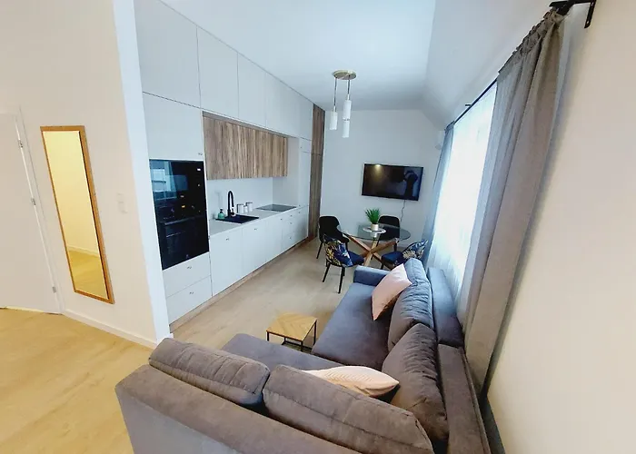 Komfortowe Mieszkanie, Duzy Taras, Bezplatny Parking, Awg דירה *